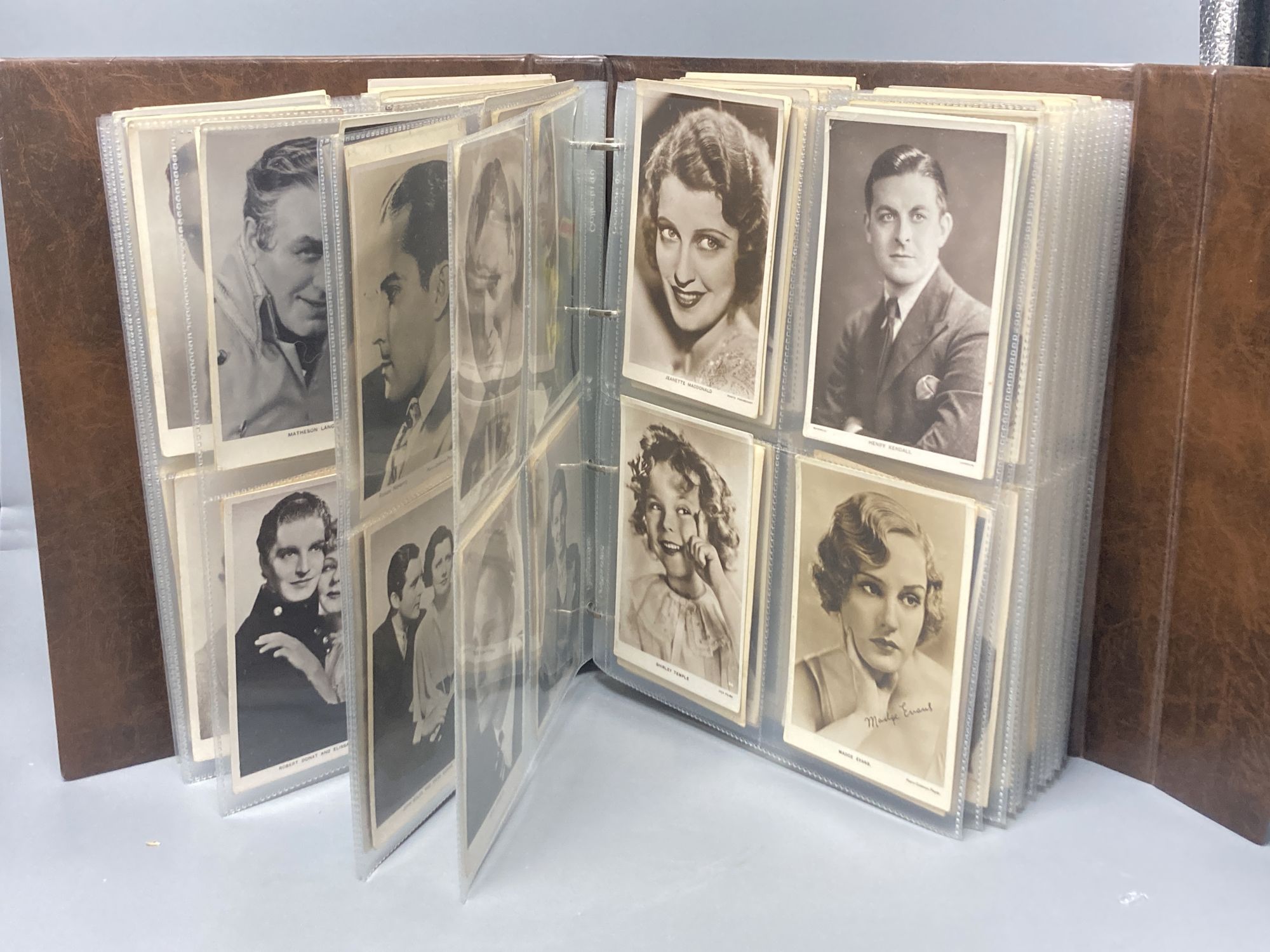 A collection of 196 1930-40's postcards of Hollywood actors and actresses